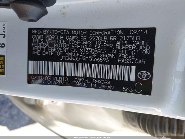 Toyota Prius Plug-in Advanced 2015 JTDKN3DPXF3066596 Image 9