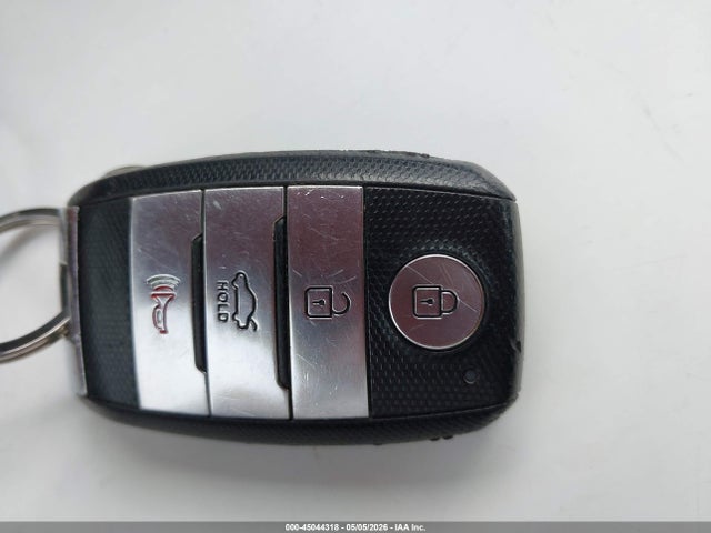 5XXGR4A78FG370353 KIA OPTIMA SX