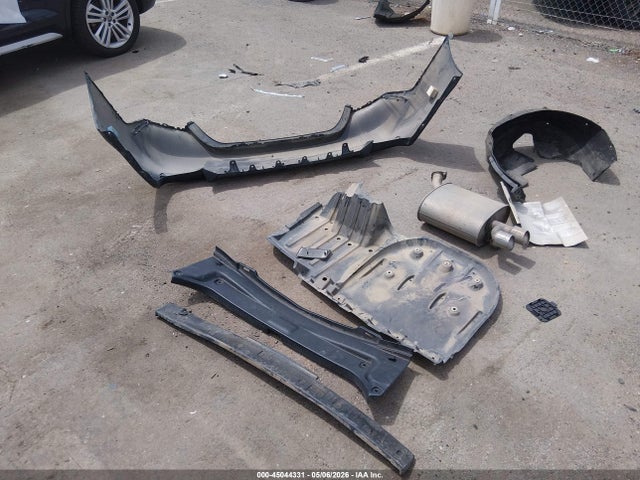 4T1B11HKXKU752619 Toyota CAMRY SE