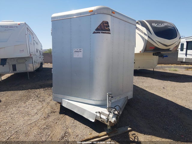 5MKWB2027J0018051 Elite Horse Trailer 20ft