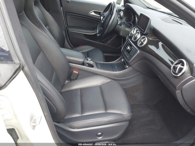 45044357 :رقم المزاد ، WDDSJ4EB7EN044133 vin ، 2014 Mercedes-benz Cla 250 مزاد بيع