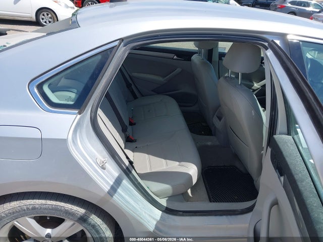 Aukcja sprzedaży 2015 Volkswagen Passat 1.8t Limited Edition, vin: 1VWAT7A34FC083255, numer aukcji: 45044361