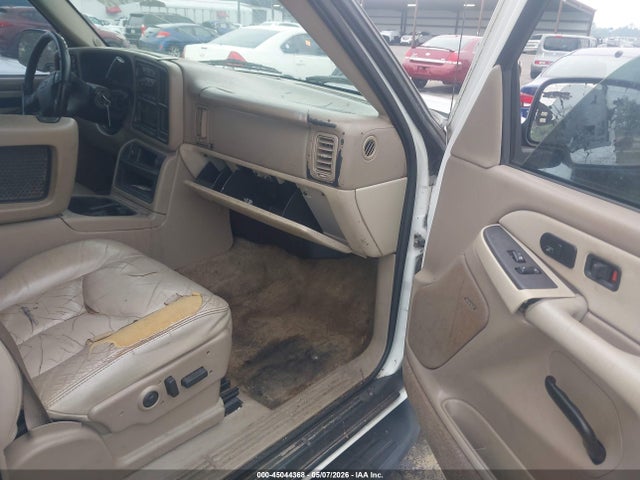 45044368 :رقم المزاد ، 1GNEK13Z43R203562 vin ، 2003 Chevrolet Tahoe Lt مزاد بيع