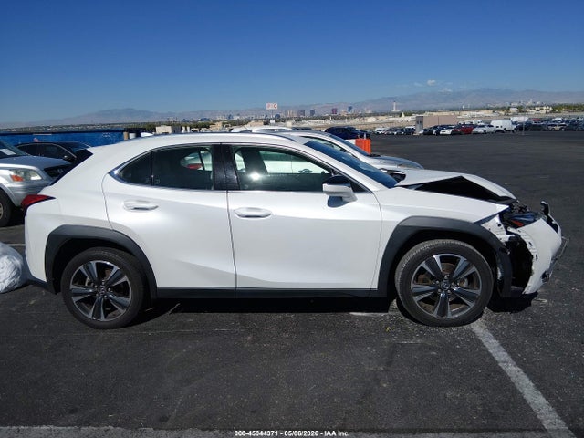 Lexus UX 200 2022 JTHX3JBH9N2046970 Image 12