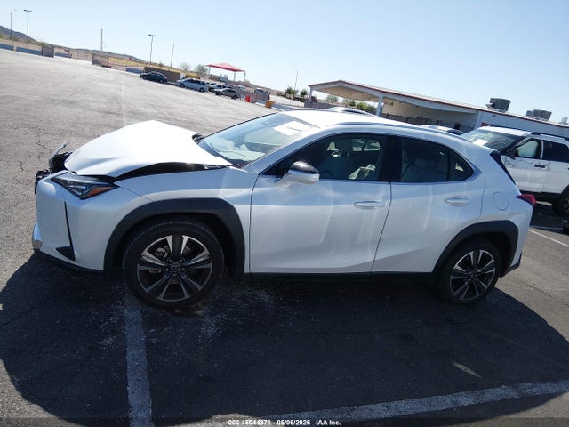 Lexus UX 200 2022 JTHX3JBH9N2046970 Image 13