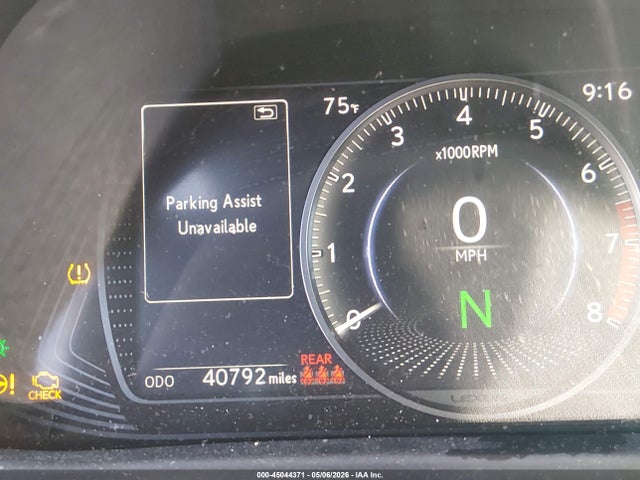Lexus UX 200 2022 JTHX3JBH9N2046970 Image 14