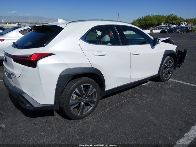 Lexus UX 200 2022 JTHX3JBH9N2046970 Image 4