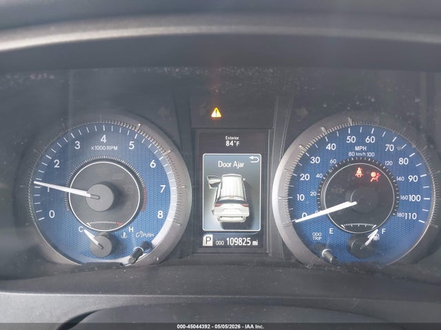 5TDKZ3DC4KS009918 Toyota Sienna Le 8 Passenger