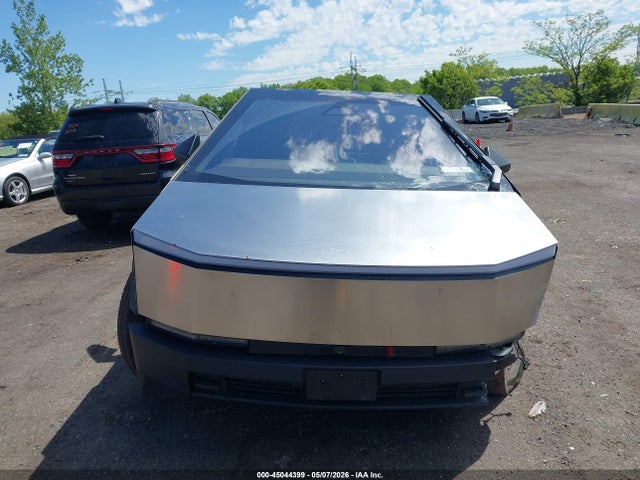 7G2CEHED5SA062548 Tesla Cybertruck All-wheel Drive