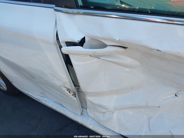 4T1R11AK1NU056423 Toyota CAMRY LE