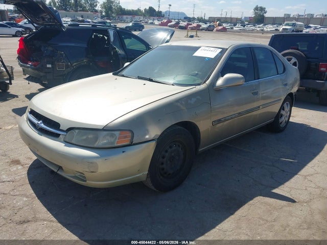 2001 Nissan Altima Gxe მანქანა იყიდება აუქციონზე, vin: 1N4DL01DX1C213201, აუქციონის ნომერი: 45044422