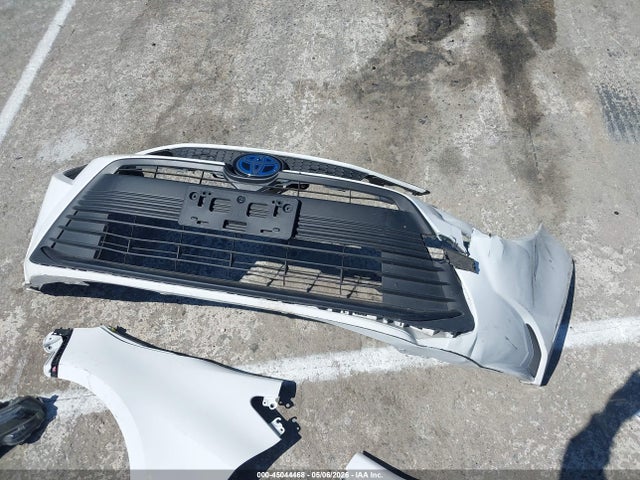 45044468 :رقم المزاد ، JTDBCMFE5R3038720 vin ، 2024 Toyota Corolla Hybrid Le مزاد بيع