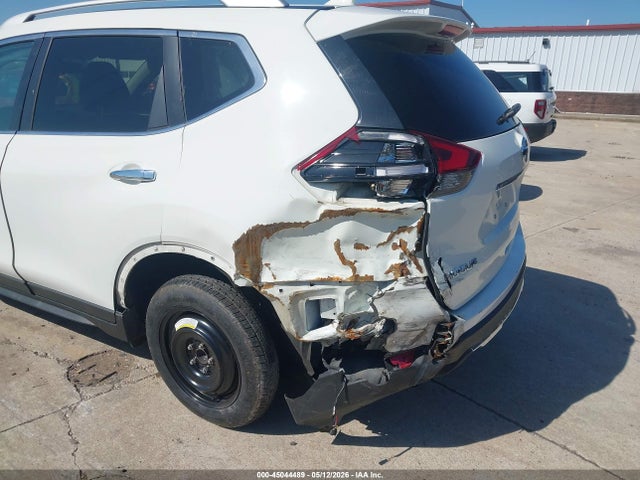45044489 :رقم المزاد ، KNMAT2MT8JP590212 vin ، 2018 Nissan Rogue Sv مزاد بيع