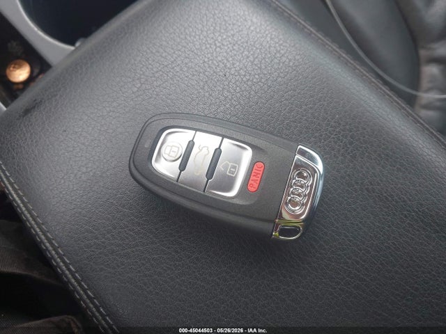45044503 :رقم المزاد ، WAULFAFRXBA031158 vin ، 2011 Audi A5 2.0t Premium مزاد بيع