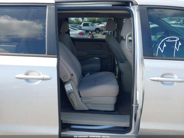 KNDMB5C10G6088469 KIA SEDONA LX