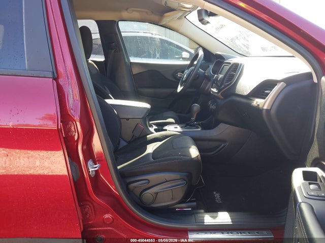 1C4PJLAB2HW559135 Jeep Cherokee Sport Fwd