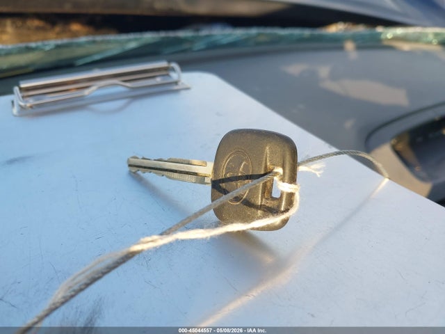 Продажа на аукционе авто 2004 Toyota Camry Le, vin: 4T1BE32K24U356373, номер лота: 45044557