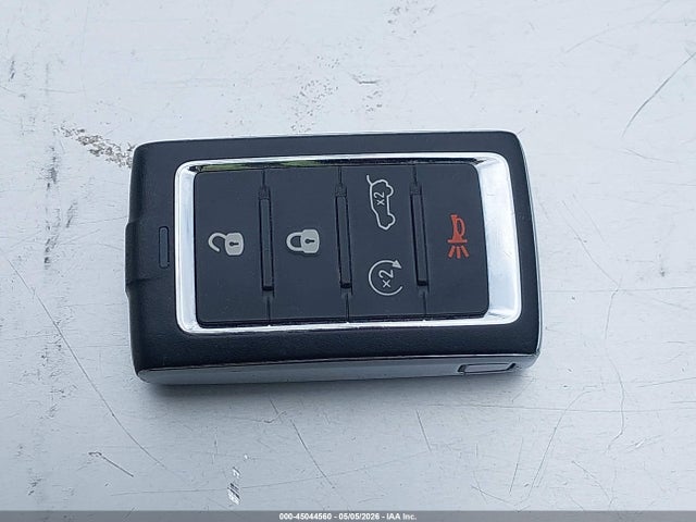 Продажа на аукционе авто 2023 Jeep Grand Cherokee L Limited 4x2, vin: 1C4RJJBG2P8843746, номер лота: 45044560