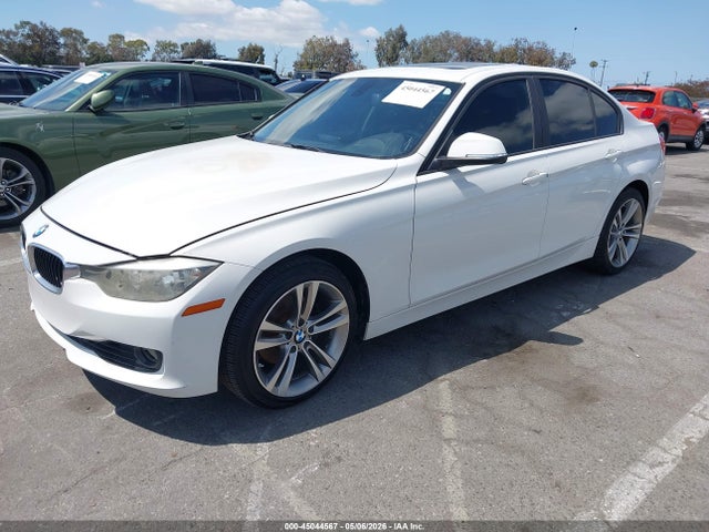 2013 Bmw 328i მანქანა იყიდება აუქციონზე, vin: WBA3C1C53DK103700, აუქციონის ნომერი: 45044567