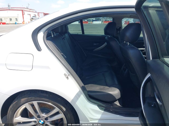 2013 Bmw 328i მანქანა იყიდება აუქციონზე, vin: WBA3C1C53DK103700, აუქციონის ნომერი: 45044567