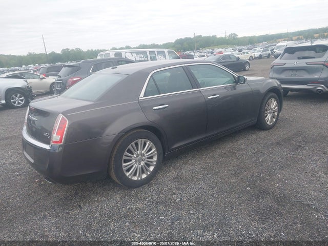 Продажа на аукционе авто 2013 Chrysler 300c Awd, vin: 2C3CCAKT0DH567350, номер лота: 45044610