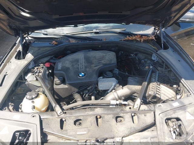 2013 Bmw 528i Xdrive მანქანა იყიდება აუქციონზე, vin: WBAXH5C55DD113904, აუქციონის ნომერი: 45044675