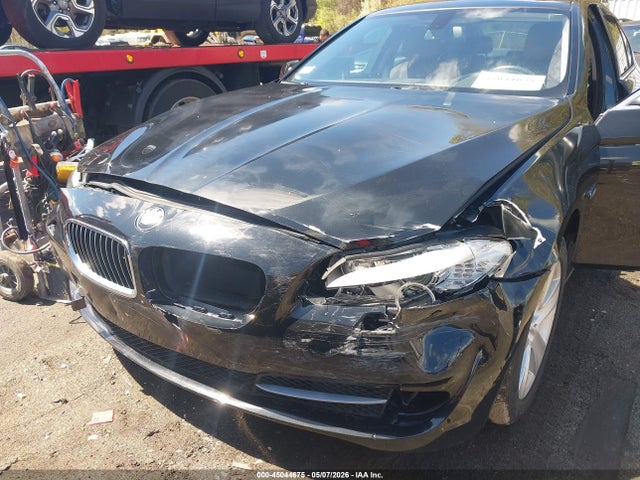 2013 Bmw 528i Xdrive მანქანა იყიდება აუქციონზე, vin: WBAXH5C55DD113904, აუქციონის ნომერი: 45044675