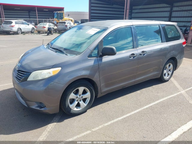 45044690 :رقم المزاد ، 5TDZK3DC8CS180854 vin ، 2012 Toyota Sienna Base V6 7 Passenger مزاد بيع