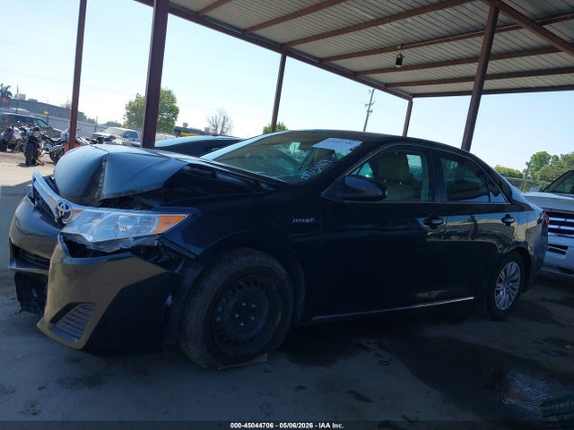 45044706 :رقم المزاد ، 4T1BD1FK9DU064253 vin ، 2013 Toyota Camry Hybrid Le مزاد بيع