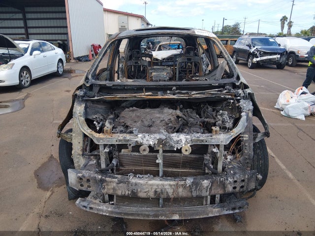 5TDDRKEC3NS088102 Toyota Sienna Xse