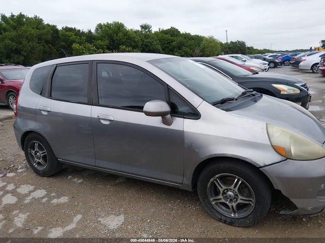 45044846 :رقم المزاد ، JHMGD38438S054774 vin ، 2008 Honda Fit مزاد بيع
