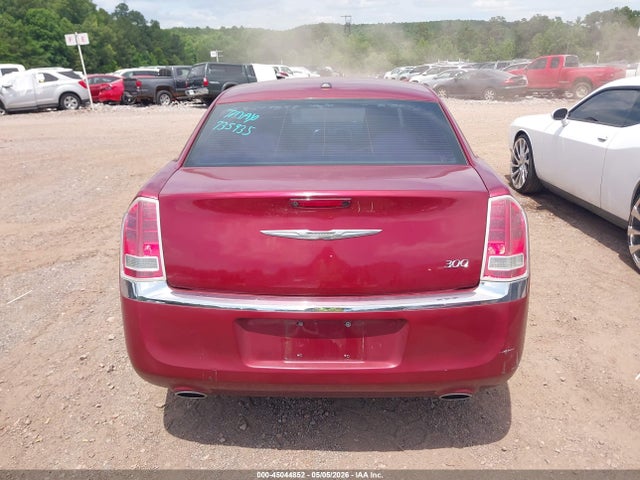 45044852 :رقم المزاد ، 2C3CCAAG8DH735935 vin ، 2013 Chrysler 300 Motown مزاد بيع