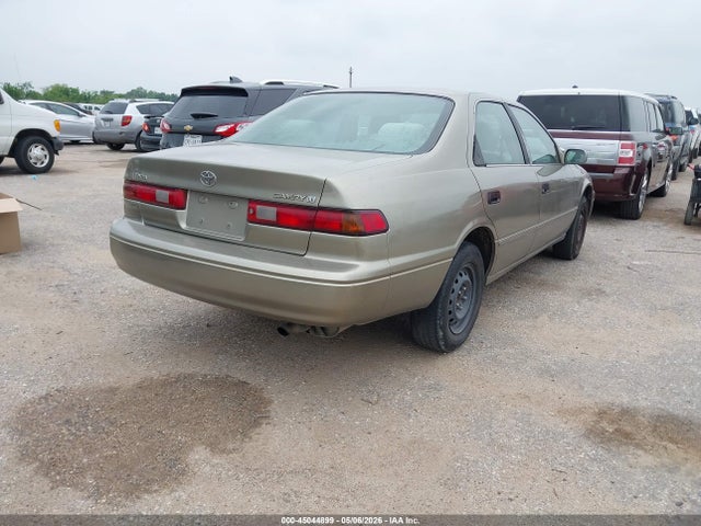 45044899 :رقم المزاد ، 4T1BG28KXXU498289 vin ، 1999 Toyota Camry Le مزاد بيع