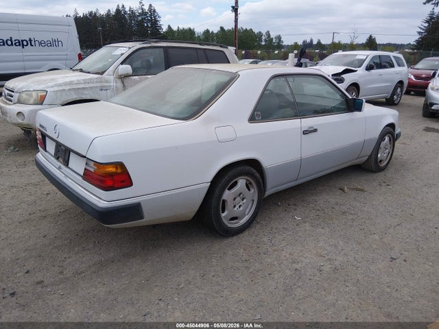 Продажа на аукционе авто 1990 Mercedes-benz 300 Ce, vin: WDBEA51E5LB256796, номер лота: 45044906