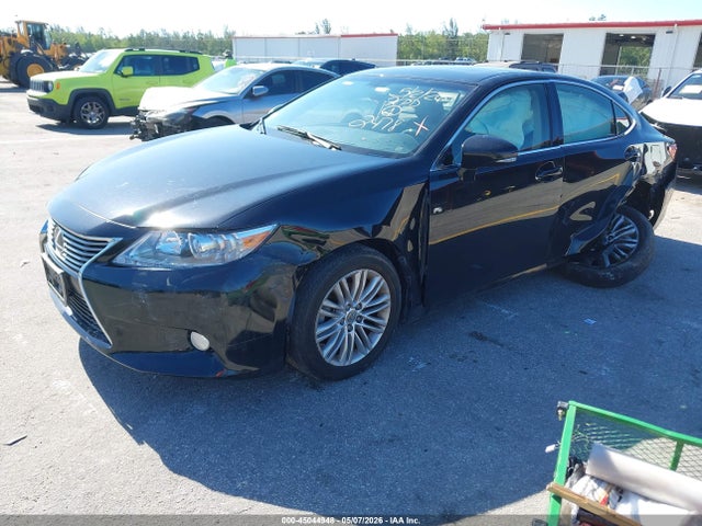 2013 Lexus Es 350 მანქანა იყიდება აუქციონზე, vin: JTHBK1GG4D2082478, აუქციონის ნომერი: 45044948