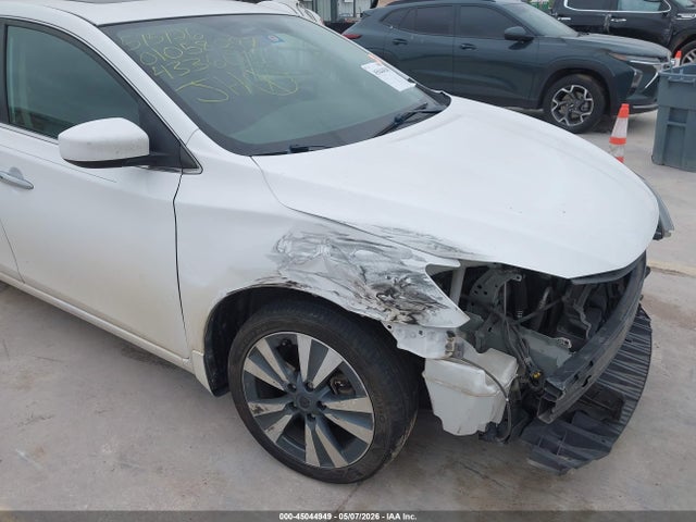 3N1AB7AP8KY433600 Nissan SENTRA SV