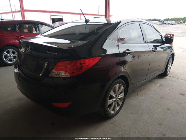 2013 Hyundai Accent Gls მანქანა იყიდება აუქციონზე, vin: KMHCU4AE4DU351619, აუქციონის ნომერი: 45044964