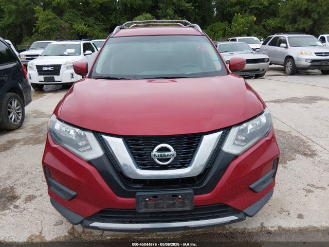 2017 Nissan Rogue Sv მანქანა იყიდება აუქციონზე, vin: JN8AT2MT1HW392429, აუქციონის ნომერი: 45044976