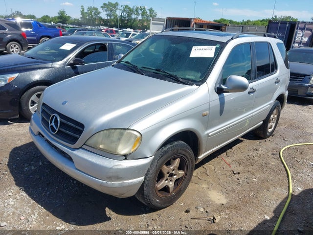 45045055 :رقم المزاد ، 4JGAB54E11A253241 vin ، 2001 Mercedes-benz Ml 320 مزاد بيع