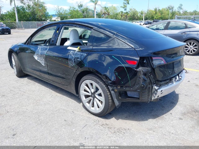 Продажа на аукционе авто 2022 Tesla Model 3 Long Range Dual Motor All-wheel Drive, vin: 5YJ3E1EB1NF154188, номер лота: 45045058