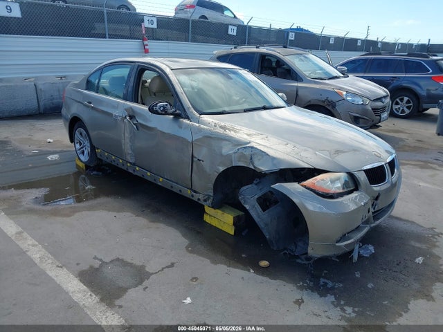 45045071 :رقم المزاد ، WBAVC57518NK78168 vin ، 2008 Bmw 328i مزاد بيع