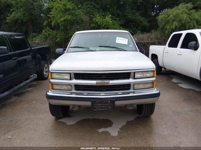 Aukcja sprzedaży 1998 Chevrolet K2500 Fleetside, vin: 1GCGK29RXWE253635, numer aukcji: 45045075
