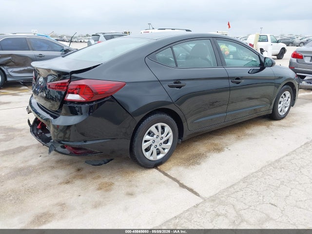 Hyundai ELANTRA SE 2019 KMHD74LFXKU757791 Image 4