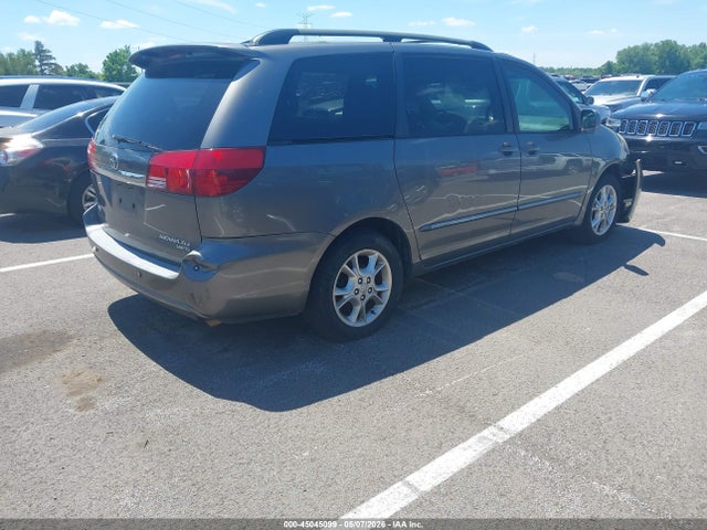 2005 Toyota Sienna Xle Limited მანქანა იყიდება აუქციონზე, vin: 5TDZA22C75S262755, აუქციონის ნომერი: 45045099