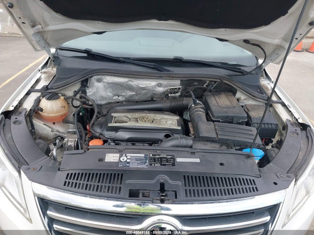 Продаж на аукціоні авто 2011 Volkswagen Tiguan Se, vin: WVGBV7AX7BW522764, номер лоту: 45045155