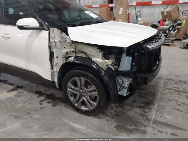 2021 Kia Seltos S მანქანა იყიდება აუქციონზე, vin: KNDEU2AA6M7171877, აუქციონის ნომერი: 45045186