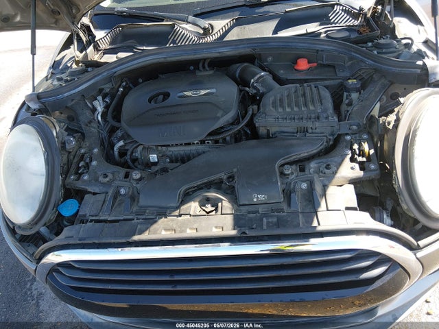 Продажа на аукционе авто 2017 Mini Clubman Cooper, vin: WMWLU1C34H2F28685, номер лота: 45045205