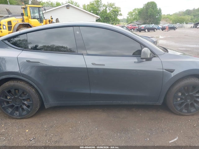 Продаж на аукціоні авто 2022 Tesla Model Y Long Range Dual Motor All-wheel Drive, vin: 7SAYGDEEXNA009162, номер лоту: 45045208