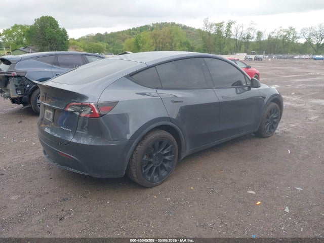 Продаж на аукціоні авто 2022 Tesla Model Y Long Range Dual Motor All-wheel Drive, vin: 7SAYGDEEXNA009162, номер лоту: 45045208