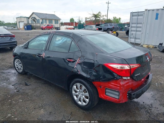 45045253 :رقم المزاد ، 2T1BURHE2HC771515 vin ، 2017 Toyota Corolla Le مزاد بيع